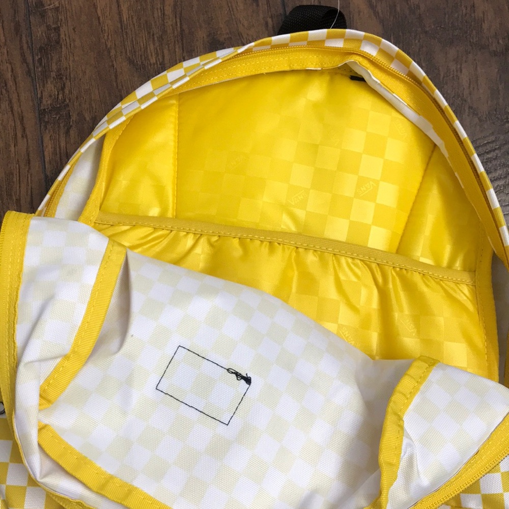 BACKPACK ๐ FROM VANS BRAND NEW - Picture 2 of 6
